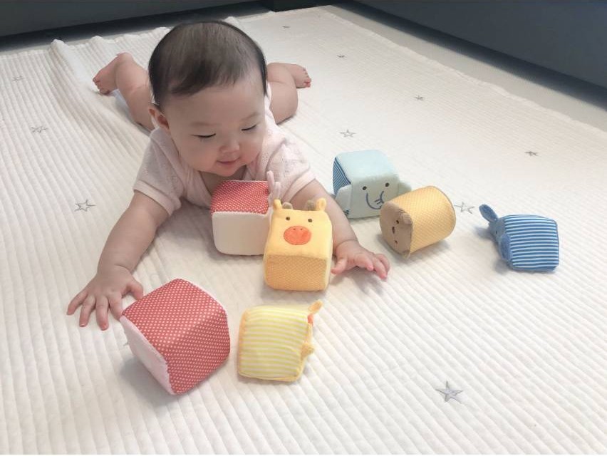 赤ちゃん体操 【はいはいクラス】